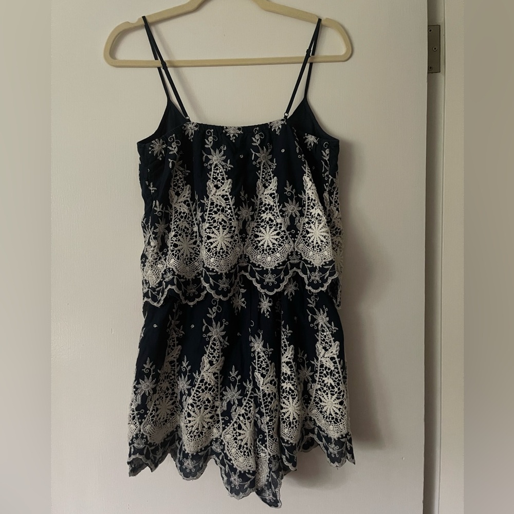 Romeo & Juliet Couture Navy and White Lace Romper